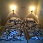 Eckloff Apartment *