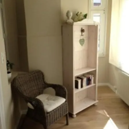 Eckloff Apartman *